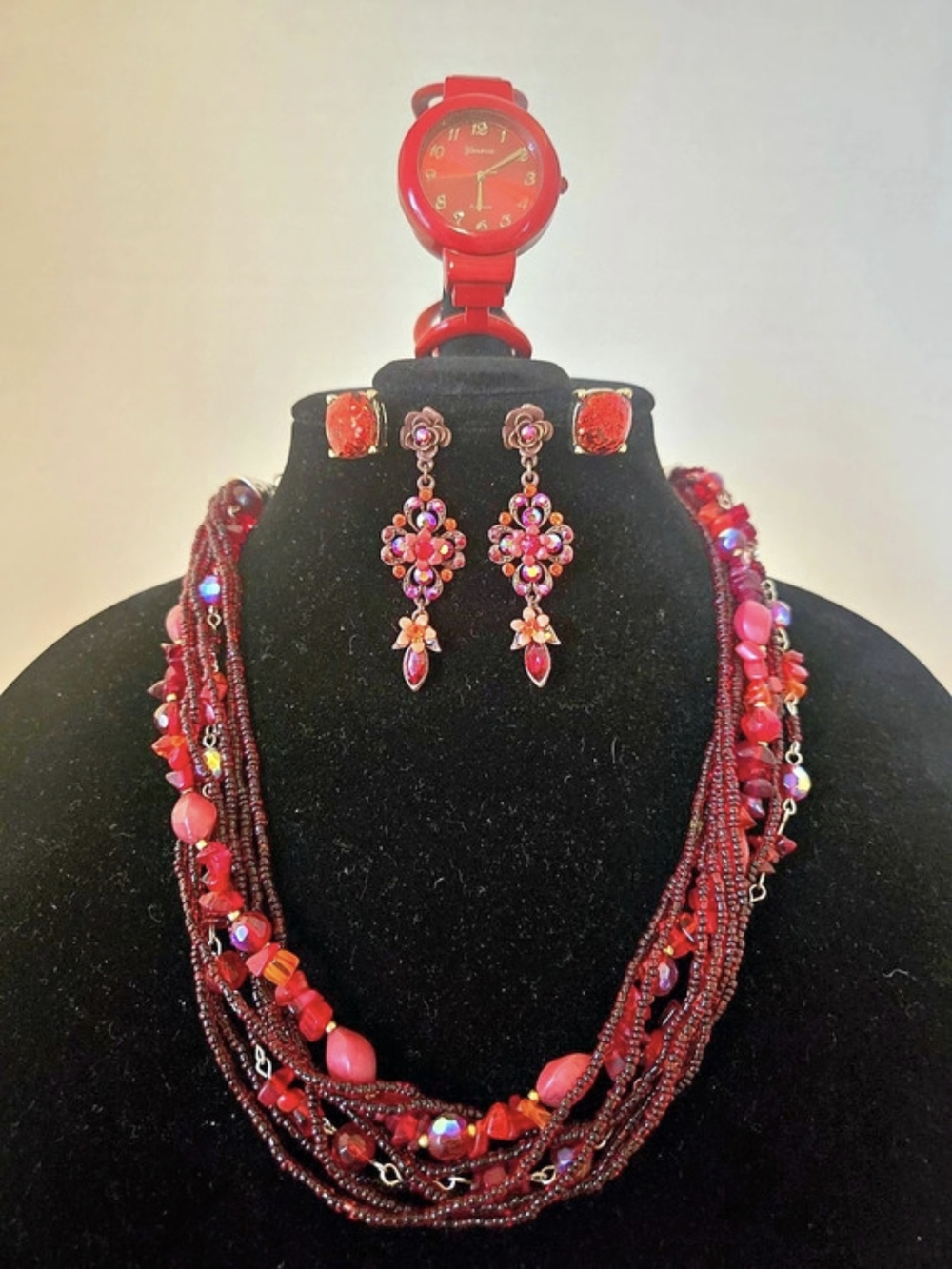 Red & Black Beaded Jewelry Set
